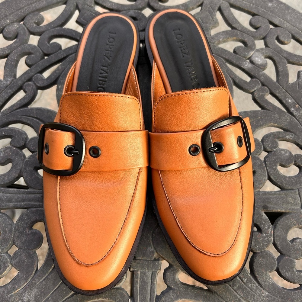 Lopez Taibo women’s leather loafers sandals - Picture 2 of 6
